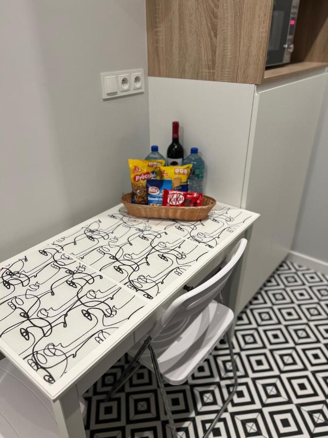 Bielany Apart Joanny Obok Metra Varsovia Exterior foto